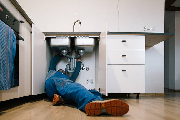 Professional Drain Cleaning technician working in Fishers Island, NY
